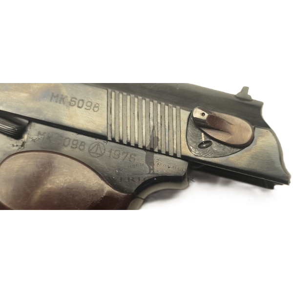 IZHEVSK Makarov 9mm / 2 Magazine / Holster